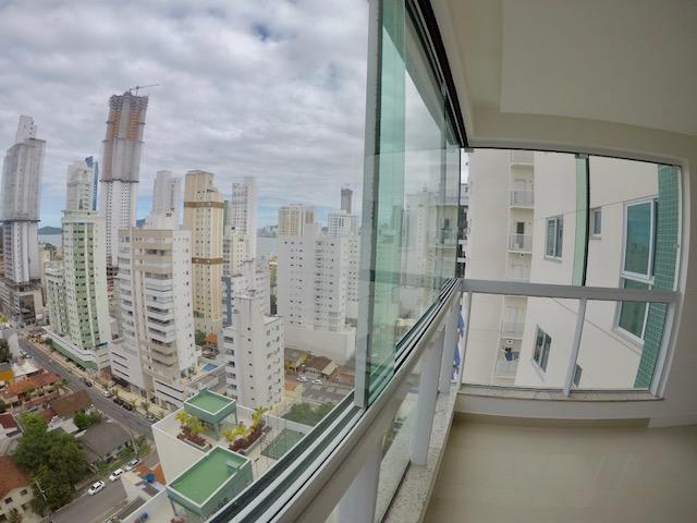 Apartamento residencial à venda, Pioneiros, Balneário Camboriú.